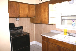 63 Montrose - Kitchen
